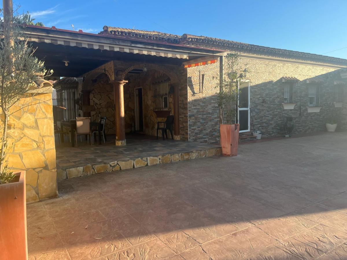 Chalet , A 6Km De La Playa Chiclana de la Frontera Kültér fotó